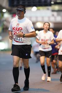 BIB: 3831, 1829
                            <button type="button" onclick="openModal(5864949)" class="btn btn-primary btn-sm float-right btn-popup" data-toggle="modal" data-target=".modal-high-quality">
                        <i class="fas fa-shopping-cart"></i> Add to Cart
                    </button>
                                            <button type="button" onclick="isThisMe(5864949, true)" class="btn btn-success btn-sm float-right btn-popup btn-isme hidden" data-toggle="tooltip" data-placement="bottom" title="นี่คือรูปของคุณใช่ไหม คลิกที่นี่เพื่อเอาเข้าอัลบั้ม">
                        <i class="fas fa-plus"></i> Add to album
                    </button>
                    <button type="button" onclick="isThisMe(5864949, false)" class="btn btn-warning btn-sm float-right btn-popup btn-isnotme hidden">
                        <i class="fas fa-ban"></i> Remove from album
                    </button>