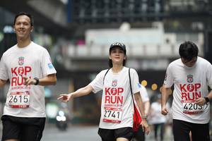 BIB: 420, 2615, 2019, 2741
                            <button type="button" onclick="openModal(5878353)" class="btn btn-primary btn-sm float-right btn-popup" data-toggle="modal" data-target=".modal-high-quality">
                        <i class="fas fa-shopping-cart"></i> Add to Cart
                    </button>
                                            <button type="button" onclick="isThisMe(5878353, true)" class="btn btn-success btn-sm float-right btn-popup btn-isme hidden" data-toggle="tooltip" data-placement="bottom" title="นี่คือรูปของคุณใช่ไหม คลิกที่นี่เพื่อเอาเข้าอัลบั้ม">
                        <i class="fas fa-plus"></i> Add to album
                    </button>
                    <button type="button" onclick="isThisMe(5878353, false)" class="btn btn-warning btn-sm float-right btn-popup btn-isnotme hidden">
                        <i class="fas fa-ban"></i> Remove from album
                    </button>