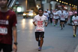 BIB: 4262
                            <button type="button" onclick="openModal(5865621)" class="btn btn-primary btn-sm float-right btn-popup" data-toggle="modal" data-target=".modal-high-quality">
                        <i class="fas fa-shopping-cart"></i> Add to Cart
                    </button>
                                            <button type="button" onclick="isThisMe(5865621, true)" class="btn btn-success btn-sm float-right btn-popup btn-isme hidden" data-toggle="tooltip" data-placement="bottom" title="นี่คือรูปของคุณใช่ไหม คลิกที่นี่เพื่อเอาเข้าอัลบั้ม">
                        <i class="fas fa-plus"></i> Add to album
                    </button>
                    <button type="button" onclick="isThisMe(5865621, false)" class="btn btn-warning btn-sm float-right btn-popup btn-isnotme hidden">
                        <i class="fas fa-ban"></i> Remove from album
                    </button>