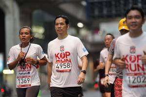 BIB: 4958, 1202, 2010, 1369
                            <button type="button" onclick="openModal(5877497)" class="btn btn-primary btn-sm float-right btn-popup" data-toggle="modal" data-target=".modal-high-quality">
                        <i class="fas fa-shopping-cart"></i> Add to Cart
                    </button>
                                            <button type="button" onclick="isThisMe(5877497, true)" class="btn btn-success btn-sm float-right btn-popup btn-isme hidden" data-toggle="tooltip" data-placement="bottom" title="นี่คือรูปของคุณใช่ไหม คลิกที่นี่เพื่อเอาเข้าอัลบั้ม">
                        <i class="fas fa-plus"></i> Add to album
                    </button>
                    <button type="button" onclick="isThisMe(5877497, false)" class="btn btn-warning btn-sm float-right btn-popup btn-isnotme hidden">
                        <i class="fas fa-ban"></i> Remove from album
                    </button>