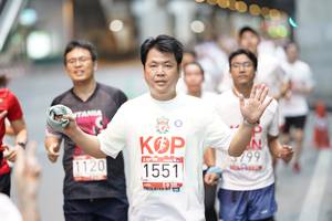 BIB: 1551, 199, 1120
                            <button type="button" onclick="openModal(5877768)" class="btn btn-primary btn-sm float-right btn-popup" data-toggle="modal" data-target=".modal-high-quality">
                        <i class="fas fa-shopping-cart"></i> Add to Cart
                    </button>
                                            <button type="button" onclick="isThisMe(5877768, true)" class="btn btn-success btn-sm float-right btn-popup btn-isme hidden" data-toggle="tooltip" data-placement="bottom" title="นี่คือรูปของคุณใช่ไหม คลิกที่นี่เพื่อเอาเข้าอัลบั้ม">
                        <i class="fas fa-plus"></i> Add to album
                    </button>
                    <button type="button" onclick="isThisMe(5877768, false)" class="btn btn-warning btn-sm float-right btn-popup btn-isnotme hidden">
                        <i class="fas fa-ban"></i> Remove from album
                    </button>