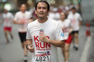 BIB: 2019, 4821
                            <button type="button" onclick="openModal(5879604)" class="btn btn-primary btn-sm float-right btn-popup" data-toggle="modal" data-target=".modal-high-quality">
                        <i class="fas fa-shopping-cart"></i> Add to Cart
                    </button>
                                            <button type="button" onclick="isThisMe(5879604, true)" class="btn btn-success btn-sm float-right btn-popup btn-isme hidden" data-toggle="tooltip" data-placement="bottom" title="นี่คือรูปของคุณใช่ไหม คลิกที่นี่เพื่อเอาเข้าอัลบั้ม">
                        <i class="fas fa-plus"></i> Add to album
                    </button>
                    <button type="button" onclick="isThisMe(5879604, false)" class="btn btn-warning btn-sm float-right btn-popup btn-isnotme hidden">
                        <i class="fas fa-ban"></i> Remove from album
                    </button>