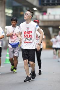 BIB: 2949, 011
                            <button type="button" onclick="openModal(5874486)" class="btn btn-primary btn-sm float-right btn-popup" data-toggle="modal" data-target=".modal-high-quality">
                        <i class="fas fa-shopping-cart"></i> Add to Cart
                    </button>
                                            <button type="button" onclick="isThisMe(5874486, true)" class="btn btn-success btn-sm float-right btn-popup btn-isme hidden" data-toggle="tooltip" data-placement="bottom" title="นี่คือรูปของคุณใช่ไหม คลิกที่นี่เพื่อเอาเข้าอัลบั้ม">
                        <i class="fas fa-plus"></i> Add to album
                    </button>
                    <button type="button" onclick="isThisMe(5874486, false)" class="btn btn-warning btn-sm float-right btn-popup btn-isnotme hidden">
                        <i class="fas fa-ban"></i> Remove from album
                    </button>