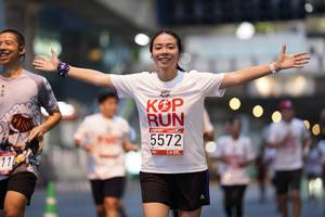 BIB: 5572
                            <button type="button" onclick="openModal(5868370)" class="btn btn-primary btn-sm float-right btn-popup" data-toggle="modal" data-target=".modal-high-quality">
                        <i class="fas fa-shopping-cart"></i> Add to Cart
                    </button>
                                            <button type="button" onclick="isThisMe(5868370, true)" class="btn btn-success btn-sm float-right btn-popup btn-isme hidden" data-toggle="tooltip" data-placement="bottom" title="นี่คือรูปของคุณใช่ไหม คลิกที่นี่เพื่อเอาเข้าอัลบั้ม">
                        <i class="fas fa-plus"></i> Add to album
                    </button>
                    <button type="button" onclick="isThisMe(5868370, false)" class="btn btn-warning btn-sm float-right btn-popup btn-isnotme hidden">
                        <i class="fas fa-ban"></i> Remove from album
                    </button>