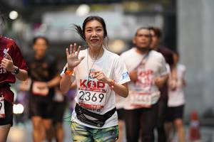 BIB: 2369
                            <button type="button" onclick="openModal(5872956)" class="btn btn-primary btn-sm float-right btn-popup" data-toggle="modal" data-target=".modal-high-quality">
                        <i class="fas fa-shopping-cart"></i> Add to Cart
                    </button>
                                            <button type="button" onclick="isThisMe(5872956, true)" class="btn btn-success btn-sm float-right btn-popup btn-isme hidden" data-toggle="tooltip" data-placement="bottom" title="นี่คือรูปของคุณใช่ไหม คลิกที่นี่เพื่อเอาเข้าอัลบั้ม">
                        <i class="fas fa-plus"></i> Add to album
                    </button>
                    <button type="button" onclick="isThisMe(5872956, false)" class="btn btn-warning btn-sm float-right btn-popup btn-isnotme hidden">
                        <i class="fas fa-ban"></i> Remove from album
                    </button>