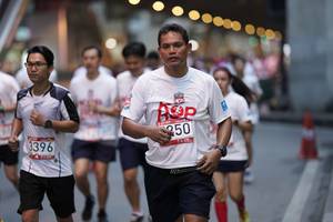 BIB: 950, 3396
                            <button type="button" onclick="openModal(5864959)" class="btn btn-primary btn-sm float-right btn-popup" data-toggle="modal" data-target=".modal-high-quality">
                        <i class="fas fa-shopping-cart"></i> Add to Cart
                    </button>
                                            <button type="button" onclick="isThisMe(5864959, true)" class="btn btn-success btn-sm float-right btn-popup btn-isme hidden" data-toggle="tooltip" data-placement="bottom" title="นี่คือรูปของคุณใช่ไหม คลิกที่นี่เพื่อเอาเข้าอัลบั้ม">
                        <i class="fas fa-plus"></i> Add to album
                    </button>
                    <button type="button" onclick="isThisMe(5864959, false)" class="btn btn-warning btn-sm float-right btn-popup btn-isnotme hidden">
                        <i class="fas fa-ban"></i> Remove from album
                    </button>