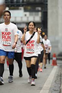 BIB: 1904, 1905
                            <button type="button" onclick="openModal(5876551)" class="btn btn-primary btn-sm float-right btn-popup" data-toggle="modal" data-target=".modal-high-quality">
                        <i class="fas fa-shopping-cart"></i> Add to Cart
                    </button>
                                            <button type="button" onclick="isThisMe(5876551, true)" class="btn btn-success btn-sm float-right btn-popup btn-isme hidden" data-toggle="tooltip" data-placement="bottom" title="นี่คือรูปของคุณใช่ไหม คลิกที่นี่เพื่อเอาเข้าอัลบั้ม">
                        <i class="fas fa-plus"></i> Add to album
                    </button>
                    <button type="button" onclick="isThisMe(5876551, false)" class="btn btn-warning btn-sm float-right btn-popup btn-isnotme hidden">
                        <i class="fas fa-ban"></i> Remove from album
                    </button>