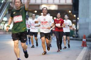 BIB: 3390, 5619
                            <button type="button" onclick="openModal(5867720)" class="btn btn-primary btn-sm float-right btn-popup" data-toggle="modal" data-target=".modal-high-quality">
                        <i class="fas fa-shopping-cart"></i> Add to Cart
                    </button>
                                            <button type="button" onclick="isThisMe(5867720, true)" class="btn btn-success btn-sm float-right btn-popup btn-isme hidden" data-toggle="tooltip" data-placement="bottom" title="นี่คือรูปของคุณใช่ไหม คลิกที่นี่เพื่อเอาเข้าอัลบั้ม">
                        <i class="fas fa-plus"></i> Add to album
                    </button>
                    <button type="button" onclick="isThisMe(5867720, false)" class="btn btn-warning btn-sm float-right btn-popup btn-isnotme hidden">
                        <i class="fas fa-ban"></i> Remove from album
                    </button>