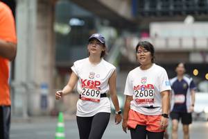 BIB: 2609, 2608, 200
                            <button type="button" onclick="openModal(5872308)" class="btn btn-primary btn-sm float-right btn-popup" data-toggle="modal" data-target=".modal-high-quality">
                        <i class="fas fa-shopping-cart"></i> Add to Cart
                    </button>
                                            <button type="button" onclick="isThisMe(5872308, true)" class="btn btn-success btn-sm float-right btn-popup btn-isme hidden" data-toggle="tooltip" data-placement="bottom" title="นี่คือรูปของคุณใช่ไหม คลิกที่นี่เพื่อเอาเข้าอัลบั้ม">
                        <i class="fas fa-plus"></i> Add to album
                    </button>
                    <button type="button" onclick="isThisMe(5872308, false)" class="btn btn-warning btn-sm float-right btn-popup btn-isnotme hidden">
                        <i class="fas fa-ban"></i> Remove from album
                    </button>