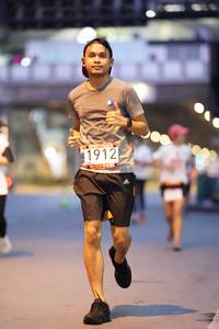 BIB: 1912
                            <button type="button" onclick="openModal(5866425)" class="btn btn-primary btn-sm float-right btn-popup" data-toggle="modal" data-target=".modal-high-quality">
                        <i class="fas fa-shopping-cart"></i> Add to Cart
                    </button>
                                            <button type="button" onclick="isThisMe(5866425, true)" class="btn btn-success btn-sm float-right btn-popup btn-isme hidden" data-toggle="tooltip" data-placement="bottom" title="นี่คือรูปของคุณใช่ไหม คลิกที่นี่เพื่อเอาเข้าอัลบั้ม">
                        <i class="fas fa-plus"></i> Add to album
                    </button>
                    <button type="button" onclick="isThisMe(5866425, false)" class="btn btn-warning btn-sm float-right btn-popup btn-isnotme hidden">
                        <i class="fas fa-ban"></i> Remove from album
                    </button>