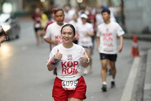 BIB: 201, 4095
                            <button type="button" onclick="openModal(5876413)" class="btn btn-primary btn-sm float-right btn-popup" data-toggle="modal" data-target=".modal-high-quality">
                        <i class="fas fa-shopping-cart"></i> Add to Cart
                    </button>
                                            <button type="button" onclick="isThisMe(5876413, true)" class="btn btn-success btn-sm float-right btn-popup btn-isme hidden" data-toggle="tooltip" data-placement="bottom" title="นี่คือรูปของคุณใช่ไหม คลิกที่นี่เพื่อเอาเข้าอัลบั้ม">
                        <i class="fas fa-plus"></i> Add to album
                    </button>
                    <button type="button" onclick="isThisMe(5876413, false)" class="btn btn-warning btn-sm float-right btn-popup btn-isnotme hidden">
                        <i class="fas fa-ban"></i> Remove from album
                    </button>