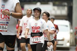 BIB: 2019, 184, 1183, 330
                            <button type="button" onclick="openModal(5872415)" class="btn btn-primary btn-sm float-right btn-popup" data-toggle="modal" data-target=".modal-high-quality">
                        <i class="fas fa-shopping-cart"></i> Add to Cart
                    </button>
                                            <button type="button" onclick="isThisMe(5872415, true)" class="btn btn-success btn-sm float-right btn-popup btn-isme hidden" data-toggle="tooltip" data-placement="bottom" title="นี่คือรูปของคุณใช่ไหม คลิกที่นี่เพื่อเอาเข้าอัลบั้ม">
                        <i class="fas fa-plus"></i> Add to album
                    </button>
                    <button type="button" onclick="isThisMe(5872415, false)" class="btn btn-warning btn-sm float-right btn-popup btn-isnotme hidden">
                        <i class="fas fa-ban"></i> Remove from album
                    </button>