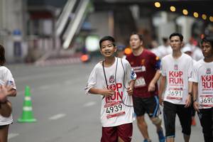 BIB: 4939, 3691, 369
                            <button type="button" onclick="openModal(5875074)" class="btn btn-primary btn-sm float-right btn-popup" data-toggle="modal" data-target=".modal-high-quality">
                        <i class="fas fa-shopping-cart"></i> Add to Cart
                    </button>
                                            <button type="button" onclick="isThisMe(5875074, true)" class="btn btn-success btn-sm float-right btn-popup btn-isme hidden" data-toggle="tooltip" data-placement="bottom" title="นี่คือรูปของคุณใช่ไหม คลิกที่นี่เพื่อเอาเข้าอัลบั้ม">
                        <i class="fas fa-plus"></i> Add to album
                    </button>
                    <button type="button" onclick="isThisMe(5875074, false)" class="btn btn-warning btn-sm float-right btn-popup btn-isnotme hidden">
                        <i class="fas fa-ban"></i> Remove from album
                    </button>