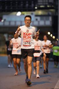 BIB: 1618, 4264
                            <button type="button" onclick="openModal(5864952)" class="btn btn-primary btn-sm float-right btn-popup" data-toggle="modal" data-target=".modal-high-quality">
                        <i class="fas fa-shopping-cart"></i> Add to Cart
                    </button>
                                            <button type="button" onclick="isThisMe(5864952, true)" class="btn btn-success btn-sm float-right btn-popup btn-isme hidden" data-toggle="tooltip" data-placement="bottom" title="นี่คือรูปของคุณใช่ไหม คลิกที่นี่เพื่อเอาเข้าอัลบั้ม">
                        <i class="fas fa-plus"></i> Add to album
                    </button>
                    <button type="button" onclick="isThisMe(5864952, false)" class="btn btn-warning btn-sm float-right btn-popup btn-isnotme hidden">
                        <i class="fas fa-ban"></i> Remove from album
                    </button>