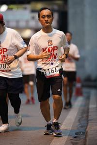 BIB: 783, 2166
                            <button type="button" onclick="openModal(5866992)" class="btn btn-primary btn-sm float-right btn-popup" data-toggle="modal" data-target=".modal-high-quality">
                        <i class="fas fa-shopping-cart"></i> Add to Cart
                    </button>
                                            <button type="button" onclick="isThisMe(5866992, true)" class="btn btn-success btn-sm float-right btn-popup btn-isme hidden" data-toggle="tooltip" data-placement="bottom" title="นี่คือรูปของคุณใช่ไหม คลิกที่นี่เพื่อเอาเข้าอัลบั้ม">
                        <i class="fas fa-plus"></i> Add to album
                    </button>
                    <button type="button" onclick="isThisMe(5866992, false)" class="btn btn-warning btn-sm float-right btn-popup btn-isnotme hidden">
                        <i class="fas fa-ban"></i> Remove from album
                    </button>