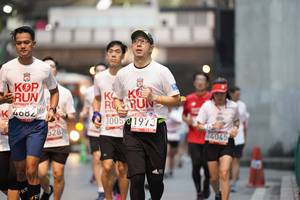 BIB: 4082, 201, 005, 1973, 528, 44045
                            <button type="button" onclick="openModal(5865724)" class="btn btn-primary btn-sm float-right btn-popup" data-toggle="modal" data-target=".modal-high-quality">
                        <i class="fas fa-shopping-cart"></i> Add to Cart
                    </button>
                                            <button type="button" onclick="isThisMe(5865724, true)" class="btn btn-success btn-sm float-right btn-popup btn-isme hidden" data-toggle="tooltip" data-placement="bottom" title="นี่คือรูปของคุณใช่ไหม คลิกที่นี่เพื่อเอาเข้าอัลบั้ม">
                        <i class="fas fa-plus"></i> Add to album
                    </button>
                    <button type="button" onclick="isThisMe(5865724, false)" class="btn btn-warning btn-sm float-right btn-popup btn-isnotme hidden">
                        <i class="fas fa-ban"></i> Remove from album
                    </button>