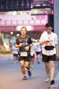 BIB: 5036, 1816
                            <button type="button" onclick="openModal(5867388)" class="btn btn-primary btn-sm float-right btn-popup" data-toggle="modal" data-target=".modal-high-quality">
                        <i class="fas fa-shopping-cart"></i> Add to Cart
                    </button>
                                            <button type="button" onclick="isThisMe(5867388, true)" class="btn btn-success btn-sm float-right btn-popup btn-isme hidden" data-toggle="tooltip" data-placement="bottom" title="นี่คือรูปของคุณใช่ไหม คลิกที่นี่เพื่อเอาเข้าอัลบั้ม">
                        <i class="fas fa-plus"></i> Add to album
                    </button>
                    <button type="button" onclick="isThisMe(5867388, false)" class="btn btn-warning btn-sm float-right btn-popup btn-isnotme hidden">
                        <i class="fas fa-ban"></i> Remove from album
                    </button>