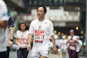 BIB: 3361, 826
                            <button type="button" onclick="openModal(5878660)" class="btn btn-primary btn-sm float-right btn-popup" data-toggle="modal" data-target=".modal-high-quality">
                        <i class="fas fa-shopping-cart"></i> Add to Cart
                    </button>
                                            <button type="button" onclick="isThisMe(5878660, true)" class="btn btn-success btn-sm float-right btn-popup btn-isme hidden" data-toggle="tooltip" data-placement="bottom" title="นี่คือรูปของคุณใช่ไหม คลิกที่นี่เพื่อเอาเข้าอัลบั้ม">
                        <i class="fas fa-plus"></i> Add to album
                    </button>
                    <button type="button" onclick="isThisMe(5878660, false)" class="btn btn-warning btn-sm float-right btn-popup btn-isnotme hidden">
                        <i class="fas fa-ban"></i> Remove from album
                    </button>