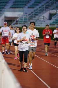 BIB: 8611, 2388
                            <button type="button" onclick="openModal(6097608)" class="btn btn-primary btn-sm float-right btn-popup" data-toggle="modal" data-target=".modal-high-quality">
                        <i class="fas fa-shopping-cart"></i> Add to Cart
                    </button>
                                            <button type="button" onclick="isThisMe(6097608, true)" class="btn btn-success btn-sm float-right btn-popup btn-isme hidden" data-toggle="tooltip" data-placement="bottom" title="นี่คือรูปของคุณใช่ไหม คลิกที่นี่เพื่อเอาเข้าอัลบั้ม">
                        <i class="fas fa-plus"></i> Add to album
                    </button>
                    <button type="button" onclick="isThisMe(6097608, false)" class="btn btn-warning btn-sm float-right btn-popup btn-isnotme hidden">
                        <i class="fas fa-ban"></i> Remove from album
                    </button>