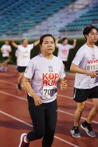 BIB: 8152, 7079
                            <button type="button" onclick="openModal(6098067)" class="btn btn-primary btn-sm float-right btn-popup" data-toggle="modal" data-target=".modal-high-quality">
                        <i class="fas fa-shopping-cart"></i> Add to Cart
                    </button>
                                            <button type="button" onclick="isThisMe(6098067, true)" class="btn btn-success btn-sm float-right btn-popup btn-isme hidden" data-toggle="tooltip" data-placement="bottom" title="นี่คือรูปของคุณใช่ไหม คลิกที่นี่เพื่อเอาเข้าอัลบั้ม">
                        <i class="fas fa-plus"></i> Add to album
                    </button>
                    <button type="button" onclick="isThisMe(6098067, false)" class="btn btn-warning btn-sm float-right btn-popup btn-isnotme hidden">
                        <i class="fas fa-ban"></i> Remove from album
                    </button>