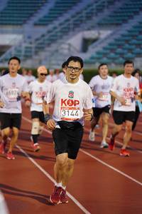 BIB: 46824, 3144
                            <button type="button" onclick="openModal(6097858)" class="btn btn-primary btn-sm float-right btn-popup" data-toggle="modal" data-target=".modal-high-quality">
                        <i class="fas fa-shopping-cart"></i> Add to Cart
                    </button>
                                            <button type="button" onclick="isThisMe(6097858, true)" class="btn btn-success btn-sm float-right btn-popup btn-isme hidden" data-toggle="tooltip" data-placement="bottom" title="นี่คือรูปของคุณใช่ไหม คลิกที่นี่เพื่อเอาเข้าอัลบั้ม">
                        <i class="fas fa-plus"></i> Add to album
                    </button>
                    <button type="button" onclick="isThisMe(6097858, false)" class="btn btn-warning btn-sm float-right btn-popup btn-isnotme hidden">
                        <i class="fas fa-ban"></i> Remove from album
                    </button>