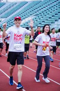 BIB: 6726, 6020
                            <button type="button" onclick="openModal(6090352)" class="btn btn-primary btn-sm float-right btn-popup" data-toggle="modal" data-target=".modal-high-quality">
                        <i class="fas fa-shopping-cart"></i> Add to Cart
                    </button>
                                            <button type="button" onclick="isThisMe(6090352, true)" class="btn btn-success btn-sm float-right btn-popup btn-isme hidden" data-toggle="tooltip" data-placement="bottom" title="นี่คือรูปของคุณใช่ไหม คลิกที่นี่เพื่อเอาเข้าอัลบั้ม">
                        <i class="fas fa-plus"></i> Add to album
                    </button>
                    <button type="button" onclick="isThisMe(6090352, false)" class="btn btn-warning btn-sm float-right btn-popup btn-isnotme hidden">
                        <i class="fas fa-ban"></i> Remove from album
                    </button>