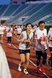 BIB: 266
                            <button type="button" onclick="openModal(6097923)" class="btn btn-primary btn-sm float-right btn-popup" data-toggle="modal" data-target=".modal-high-quality">
                        <i class="fas fa-shopping-cart"></i> Add to Cart
                    </button>
                                            <button type="button" onclick="isThisMe(6097923, true)" class="btn btn-success btn-sm float-right btn-popup btn-isme hidden" data-toggle="tooltip" data-placement="bottom" title="นี่คือรูปของคุณใช่ไหม คลิกที่นี่เพื่อเอาเข้าอัลบั้ม">
                        <i class="fas fa-plus"></i> Add to album
                    </button>
                    <button type="button" onclick="isThisMe(6097923, false)" class="btn btn-warning btn-sm float-right btn-popup btn-isnotme hidden">
                        <i class="fas fa-ban"></i> Remove from album
                    </button>