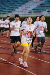 BIB: 8206, 610, 6660
                            <button type="button" onclick="openModal(6097914)" class="btn btn-primary btn-sm float-right btn-popup" data-toggle="modal" data-target=".modal-high-quality">
                        <i class="fas fa-shopping-cart"></i> Add to Cart
                    </button>
                                            <button type="button" onclick="isThisMe(6097914, true)" class="btn btn-success btn-sm float-right btn-popup btn-isme hidden" data-toggle="tooltip" data-placement="bottom" title="นี่คือรูปของคุณใช่ไหม คลิกที่นี่เพื่อเอาเข้าอัลบั้ม">
                        <i class="fas fa-plus"></i> Add to album
                    </button>
                    <button type="button" onclick="isThisMe(6097914, false)" class="btn btn-warning btn-sm float-right btn-popup btn-isnotme hidden">
                        <i class="fas fa-ban"></i> Remove from album
                    </button>