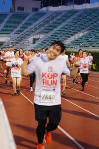 BIB: 9082, 8848, 7640
                            <button type="button" onclick="openModal(6097787)" class="btn btn-primary btn-sm float-right btn-popup" data-toggle="modal" data-target=".modal-high-quality">
                        <i class="fas fa-shopping-cart"></i> Add to Cart
                    </button>
                                            <button type="button" onclick="isThisMe(6097787, true)" class="btn btn-success btn-sm float-right btn-popup btn-isme hidden" data-toggle="tooltip" data-placement="bottom" title="นี่คือรูปของคุณใช่ไหม คลิกที่นี่เพื่อเอาเข้าอัลบั้ม">
                        <i class="fas fa-plus"></i> Add to album
                    </button>
                    <button type="button" onclick="isThisMe(6097787, false)" class="btn btn-warning btn-sm float-right btn-popup btn-isnotme hidden">
                        <i class="fas fa-ban"></i> Remove from album
                    </button>