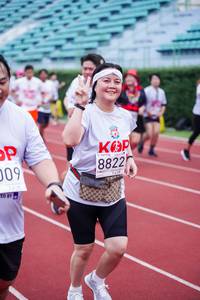 BIB: 009, 8822
                            <button type="button" onclick="openModal(6090256)" class="btn btn-primary btn-sm float-right btn-popup" data-toggle="modal" data-target=".modal-high-quality">
                        <i class="fas fa-shopping-cart"></i> Add to Cart
                    </button>
                                            <button type="button" onclick="isThisMe(6090256, true)" class="btn btn-success btn-sm float-right btn-popup btn-isme hidden" data-toggle="tooltip" data-placement="bottom" title="นี่คือรูปของคุณใช่ไหม คลิกที่นี่เพื่อเอาเข้าอัลบั้ม">
                        <i class="fas fa-plus"></i> Add to album
                    </button>
                    <button type="button" onclick="isThisMe(6090256, false)" class="btn btn-warning btn-sm float-right btn-popup btn-isnotme hidden">
                        <i class="fas fa-ban"></i> Remove from album
                    </button>