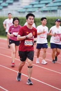 BIB: 2057
                            <button type="button" onclick="openModal(5924640)" class="btn btn-primary btn-sm float-right btn-popup" data-toggle="modal" data-target=".modal-high-quality">
                        <i class="fas fa-shopping-cart"></i> Add to Cart
                    </button>
                                            <button type="button" onclick="isThisMe(5924640, true)" class="btn btn-success btn-sm float-right btn-popup btn-isme hidden" data-toggle="tooltip" data-placement="bottom" title="นี่คือรูปของคุณใช่ไหม คลิกที่นี่เพื่อเอาเข้าอัลบั้ม">
                        <i class="fas fa-plus"></i> Add to album
                    </button>
                    <button type="button" onclick="isThisMe(5924640, false)" class="btn btn-warning btn-sm float-right btn-popup btn-isnotme hidden">
                        <i class="fas fa-ban"></i> Remove from album
                    </button>