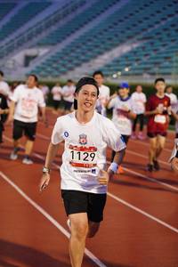 BIB: 1129, 
                            <button type="button" onclick="openModal(6098178)" class="btn btn-primary btn-sm float-right btn-popup" data-toggle="modal" data-target=".modal-high-quality">
                        <i class="fas fa-shopping-cart"></i> Add to Cart
                    </button>
                                            <button type="button" onclick="isThisMe(6098178, true)" class="btn btn-success btn-sm float-right btn-popup btn-isme hidden" data-toggle="tooltip" data-placement="bottom" title="นี่คือรูปของคุณใช่ไหม คลิกที่นี่เพื่อเอาเข้าอัลบั้ม">
                        <i class="fas fa-plus"></i> Add to album
                    </button>
                    <button type="button" onclick="isThisMe(6098178, false)" class="btn btn-warning btn-sm float-right btn-popup btn-isnotme hidden">
                        <i class="fas fa-ban"></i> Remove from album
                    </button>