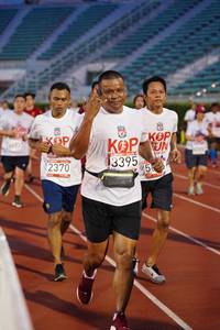 BIB: 3395, 2370
                            <button type="button" onclick="openModal(6097878)" class="btn btn-primary btn-sm float-right btn-popup" data-toggle="modal" data-target=".modal-high-quality">
                        <i class="fas fa-shopping-cart"></i> Add to Cart
                    </button>
                                            <button type="button" onclick="isThisMe(6097878, true)" class="btn btn-success btn-sm float-right btn-popup btn-isme hidden" data-toggle="tooltip" data-placement="bottom" title="นี่คือรูปของคุณใช่ไหม คลิกที่นี่เพื่อเอาเข้าอัลบั้ม">
                        <i class="fas fa-plus"></i> Add to album
                    </button>
                    <button type="button" onclick="isThisMe(6097878, false)" class="btn btn-warning btn-sm float-right btn-popup btn-isnotme hidden">
                        <i class="fas fa-ban"></i> Remove from album
                    </button>