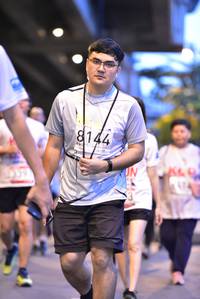 BIB: 8144
                            <button type="button" onclick="openModal(5861281)" class="btn btn-primary btn-sm float-right btn-popup" data-toggle="modal" data-target=".modal-high-quality">
                        <i class="fas fa-shopping-cart"></i> Add to Cart
                    </button>
                                            <button type="button" onclick="isThisMe(5861281, true)" class="btn btn-success btn-sm float-right btn-popup btn-isme hidden" data-toggle="tooltip" data-placement="bottom" title="นี่คือรูปของคุณใช่ไหม คลิกที่นี่เพื่อเอาเข้าอัลบั้ม">
                        <i class="fas fa-plus"></i> Add to album
                    </button>
                    <button type="button" onclick="isThisMe(5861281, false)" class="btn btn-warning btn-sm float-right btn-popup btn-isnotme hidden">
                        <i class="fas fa-ban"></i> Remove from album
                    </button>