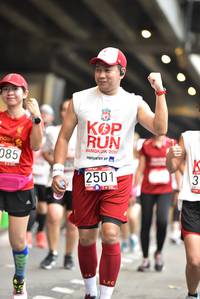 BIB: 201, 085, 2501
                            <button type="button" onclick="openModal(5872743)" class="btn btn-primary btn-sm float-right btn-popup" data-toggle="modal" data-target=".modal-high-quality">
                        <i class="fas fa-shopping-cart"></i> Add to Cart
                    </button>
                                            <button type="button" onclick="isThisMe(5872743, true)" class="btn btn-success btn-sm float-right btn-popup btn-isme hidden" data-toggle="tooltip" data-placement="bottom" title="นี่คือรูปของคุณใช่ไหม คลิกที่นี่เพื่อเอาเข้าอัลบั้ม">
                        <i class="fas fa-plus"></i> Add to album
                    </button>
                    <button type="button" onclick="isThisMe(5872743, false)" class="btn btn-warning btn-sm float-right btn-popup btn-isnotme hidden">
                        <i class="fas fa-ban"></i> Remove from album
                    </button>