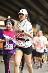 BIB: 3853, 5690
                            <button type="button" onclick="openModal(5866195)" class="btn btn-primary btn-sm float-right btn-popup" data-toggle="modal" data-target=".modal-high-quality">
                        <i class="fas fa-shopping-cart"></i> Add to Cart
                    </button>
                                            <button type="button" onclick="isThisMe(5866195, true)" class="btn btn-success btn-sm float-right btn-popup btn-isme hidden" data-toggle="tooltip" data-placement="bottom" title="นี่คือรูปของคุณใช่ไหม คลิกที่นี่เพื่อเอาเข้าอัลบั้ม">
                        <i class="fas fa-plus"></i> Add to album
                    </button>
                    <button type="button" onclick="isThisMe(5866195, false)" class="btn btn-warning btn-sm float-right btn-popup btn-isnotme hidden">
                        <i class="fas fa-ban"></i> Remove from album
                    </button>