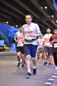 BIB: 766, 6129, 905
                            <button type="button" onclick="openModal(5861079)" class="btn btn-primary btn-sm float-right btn-popup" data-toggle="modal" data-target=".modal-high-quality">
                        <i class="fas fa-shopping-cart"></i> Add to Cart
                    </button>
                                            <button type="button" onclick="isThisMe(5861079, true)" class="btn btn-success btn-sm float-right btn-popup btn-isme hidden" data-toggle="tooltip" data-placement="bottom" title="นี่คือรูปของคุณใช่ไหม คลิกที่นี่เพื่อเอาเข้าอัลบั้ม">
                        <i class="fas fa-plus"></i> Add to album
                    </button>
                    <button type="button" onclick="isThisMe(5861079, false)" class="btn btn-warning btn-sm float-right btn-popup btn-isnotme hidden">
                        <i class="fas fa-ban"></i> Remove from album
                    </button>