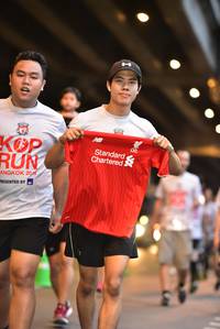 BIB: 208
                            <button type="button" onclick="openModal(5863165)" class="btn btn-primary btn-sm float-right btn-popup" data-toggle="modal" data-target=".modal-high-quality">
                        <i class="fas fa-shopping-cart"></i> Add to Cart
                    </button>
                                            <button type="button" onclick="isThisMe(5863165, true)" class="btn btn-success btn-sm float-right btn-popup btn-isme hidden" data-toggle="tooltip" data-placement="bottom" title="นี่คือรูปของคุณใช่ไหม คลิกที่นี่เพื่อเอาเข้าอัลบั้ม">
                        <i class="fas fa-plus"></i> Add to album
                    </button>
                    <button type="button" onclick="isThisMe(5863165, false)" class="btn btn-warning btn-sm float-right btn-popup btn-isnotme hidden">
                        <i class="fas fa-ban"></i> Remove from album
                    </button>