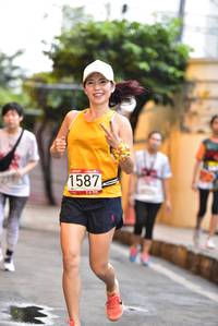 BIB: 1587
                            <button type="button" onclick="openModal(5864418)" class="btn btn-primary btn-sm float-right btn-popup" data-toggle="modal" data-target=".modal-high-quality">
                        <i class="fas fa-shopping-cart"></i> Add to Cart
                    </button>
                                            <button type="button" onclick="isThisMe(5864418, true)" class="btn btn-success btn-sm float-right btn-popup btn-isme hidden" data-toggle="tooltip" data-placement="bottom" title="นี่คือรูปของคุณใช่ไหม คลิกที่นี่เพื่อเอาเข้าอัลบั้ม">
                        <i class="fas fa-plus"></i> Add to album
                    </button>
                    <button type="button" onclick="isThisMe(5864418, false)" class="btn btn-warning btn-sm float-right btn-popup btn-isnotme hidden">
                        <i class="fas fa-ban"></i> Remove from album
                    </button>