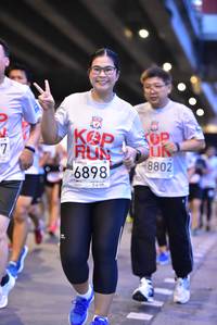 BIB: 6898, 8802
                            <button type="button" onclick="openModal(5861886)" class="btn btn-primary btn-sm float-right btn-popup" data-toggle="modal" data-target=".modal-high-quality">
                        <i class="fas fa-shopping-cart"></i> Add to Cart
                    </button>
                                            <button type="button" onclick="isThisMe(5861886, true)" class="btn btn-success btn-sm float-right btn-popup btn-isme hidden" data-toggle="tooltip" data-placement="bottom" title="นี่คือรูปของคุณใช่ไหม คลิกที่นี่เพื่อเอาเข้าอัลบั้ม">
                        <i class="fas fa-plus"></i> Add to album
                    </button>
                    <button type="button" onclick="isThisMe(5861886, false)" class="btn btn-warning btn-sm float-right btn-popup btn-isnotme hidden">
                        <i class="fas fa-ban"></i> Remove from album
                    </button>