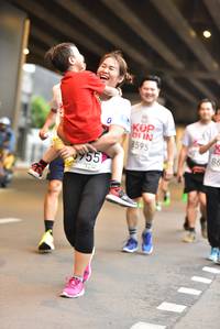 BIB: 8595, 9755
                            <button type="button" onclick="openModal(5862529)" class="btn btn-primary btn-sm float-right btn-popup" data-toggle="modal" data-target=".modal-high-quality">
                        <i class="fas fa-shopping-cart"></i> Add to Cart
                    </button>
                                            <button type="button" onclick="isThisMe(5862529, true)" class="btn btn-success btn-sm float-right btn-popup btn-isme hidden" data-toggle="tooltip" data-placement="bottom" title="นี่คือรูปของคุณใช่ไหม คลิกที่นี่เพื่อเอาเข้าอัลบั้ม">
                        <i class="fas fa-plus"></i> Add to album
                    </button>
                    <button type="button" onclick="isThisMe(5862529, false)" class="btn btn-warning btn-sm float-right btn-popup btn-isnotme hidden">
                        <i class="fas fa-ban"></i> Remove from album
                    </button>