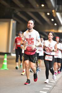 BIB: 1354
                            <button type="button" onclick="openModal(5863262)" class="btn btn-primary btn-sm float-right btn-popup" data-toggle="modal" data-target=".modal-high-quality">
                        <i class="fas fa-shopping-cart"></i> Add to Cart
                    </button>
                                            <button type="button" onclick="isThisMe(5863262, true)" class="btn btn-success btn-sm float-right btn-popup btn-isme hidden" data-toggle="tooltip" data-placement="bottom" title="นี่คือรูปของคุณใช่ไหม คลิกที่นี่เพื่อเอาเข้าอัลบั้ม">
                        <i class="fas fa-plus"></i> Add to album
                    </button>
                    <button type="button" onclick="isThisMe(5863262, false)" class="btn btn-warning btn-sm float-right btn-popup btn-isnotme hidden">
                        <i class="fas fa-ban"></i> Remove from album
                    </button>