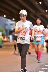 BIB: 201, 7353, 5624
                            <button type="button" onclick="openModal(5864501)" class="btn btn-primary btn-sm float-right btn-popup" data-toggle="modal" data-target=".modal-high-quality">
                        <i class="fas fa-shopping-cart"></i> Add to Cart
                    </button>
                                            <button type="button" onclick="isThisMe(5864501, true)" class="btn btn-success btn-sm float-right btn-popup btn-isme hidden" data-toggle="tooltip" data-placement="bottom" title="นี่คือรูปของคุณใช่ไหม คลิกที่นี่เพื่อเอาเข้าอัลบั้ม">
                        <i class="fas fa-plus"></i> Add to album
                    </button>
                    <button type="button" onclick="isThisMe(5864501, false)" class="btn btn-warning btn-sm float-right btn-popup btn-isnotme hidden">
                        <i class="fas fa-ban"></i> Remove from album
                    </button>