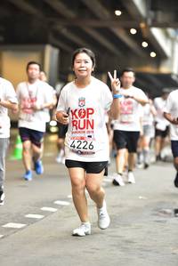 BIB: 2019, 4226
                            <button type="button" onclick="openModal(5865991)" class="btn btn-primary btn-sm float-right btn-popup" data-toggle="modal" data-target=".modal-high-quality">
                        <i class="fas fa-shopping-cart"></i> Add to Cart
                    </button>
                                            <button type="button" onclick="isThisMe(5865991, true)" class="btn btn-success btn-sm float-right btn-popup btn-isme hidden" data-toggle="tooltip" data-placement="bottom" title="นี่คือรูปของคุณใช่ไหม คลิกที่นี่เพื่อเอาเข้าอัลบั้ม">
                        <i class="fas fa-plus"></i> Add to album
                    </button>
                    <button type="button" onclick="isThisMe(5865991, false)" class="btn btn-warning btn-sm float-right btn-popup btn-isnotme hidden">
                        <i class="fas fa-ban"></i> Remove from album
                    </button>