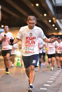 BIB: 2846, 201
                            <button type="button" onclick="openModal(5863401)" class="btn btn-primary btn-sm float-right btn-popup" data-toggle="modal" data-target=".modal-high-quality">
                        <i class="fas fa-shopping-cart"></i> Add to Cart
                    </button>
                                            <button type="button" onclick="isThisMe(5863401, true)" class="btn btn-success btn-sm float-right btn-popup btn-isme hidden" data-toggle="tooltip" data-placement="bottom" title="นี่คือรูปของคุณใช่ไหม คลิกที่นี่เพื่อเอาเข้าอัลบั้ม">
                        <i class="fas fa-plus"></i> Add to album
                    </button>
                    <button type="button" onclick="isThisMe(5863401, false)" class="btn btn-warning btn-sm float-right btn-popup btn-isnotme hidden">
                        <i class="fas fa-ban"></i> Remove from album
                    </button>