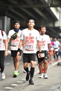 BIB: 2019, 3247
                            <button type="button" onclick="openModal(5870820)" class="btn btn-primary btn-sm float-right btn-popup" data-toggle="modal" data-target=".modal-high-quality">
                        <i class="fas fa-shopping-cart"></i> Add to Cart
                    </button>
                                            <button type="button" onclick="isThisMe(5870820, true)" class="btn btn-success btn-sm float-right btn-popup btn-isme hidden" data-toggle="tooltip" data-placement="bottom" title="นี่คือรูปของคุณใช่ไหม คลิกที่นี่เพื่อเอาเข้าอัลบั้ม">
                        <i class="fas fa-plus"></i> Add to album
                    </button>
                    <button type="button" onclick="isThisMe(5870820, false)" class="btn btn-warning btn-sm float-right btn-popup btn-isnotme hidden">
                        <i class="fas fa-ban"></i> Remove from album
                    </button>