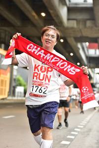 BIB: 2019, 1762
                            <button type="button" onclick="openModal(5866472)" class="btn btn-primary btn-sm float-right btn-popup" data-toggle="modal" data-target=".modal-high-quality">
                        <i class="fas fa-shopping-cart"></i> Add to Cart
                    </button>
                                            <button type="button" onclick="isThisMe(5866472, true)" class="btn btn-success btn-sm float-right btn-popup btn-isme hidden" data-toggle="tooltip" data-placement="bottom" title="นี่คือรูปของคุณใช่ไหม คลิกที่นี่เพื่อเอาเข้าอัลบั้ม">
                        <i class="fas fa-plus"></i> Add to album
                    </button>
                    <button type="button" onclick="isThisMe(5866472, false)" class="btn btn-warning btn-sm float-right btn-popup btn-isnotme hidden">
                        <i class="fas fa-ban"></i> Remove from album
                    </button>