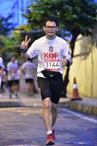 BIB: 3144
                            <button type="button" onclick="openModal(5861677)" class="btn btn-primary btn-sm float-right btn-popup" data-toggle="modal" data-target=".modal-high-quality">
                        <i class="fas fa-shopping-cart"></i> Add to Cart
                    </button>
                                            <button type="button" onclick="isThisMe(5861677, true)" class="btn btn-success btn-sm float-right btn-popup btn-isme hidden" data-toggle="tooltip" data-placement="bottom" title="นี่คือรูปของคุณใช่ไหม คลิกที่นี่เพื่อเอาเข้าอัลบั้ม">
                        <i class="fas fa-plus"></i> Add to album
                    </button>
                    <button type="button" onclick="isThisMe(5861677, false)" class="btn btn-warning btn-sm float-right btn-popup btn-isnotme hidden">
                        <i class="fas fa-ban"></i> Remove from album
                    </button>