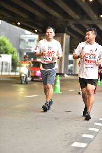 BIB: 4060, 406
                            <button type="button" onclick="openModal(5866637)" class="btn btn-primary btn-sm float-right btn-popup" data-toggle="modal" data-target=".modal-high-quality">
                        <i class="fas fa-shopping-cart"></i> Add to Cart
                    </button>
                                            <button type="button" onclick="isThisMe(5866637, true)" class="btn btn-success btn-sm float-right btn-popup btn-isme hidden" data-toggle="tooltip" data-placement="bottom" title="นี่คือรูปของคุณใช่ไหม คลิกที่นี่เพื่อเอาเข้าอัลบั้ม">
                        <i class="fas fa-plus"></i> Add to album
                    </button>
                    <button type="button" onclick="isThisMe(5866637, false)" class="btn btn-warning btn-sm float-right btn-popup btn-isnotme hidden">
                        <i class="fas fa-ban"></i> Remove from album
                    </button>