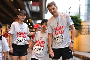 BIB: 6390, 6389, 6391
                            <button type="button" onclick="openModal(5864514)" class="btn btn-primary btn-sm float-right btn-popup" data-toggle="modal" data-target=".modal-high-quality">
                        <i class="fas fa-shopping-cart"></i> Add to Cart
                    </button>
                                            <button type="button" onclick="isThisMe(5864514, true)" class="btn btn-success btn-sm float-right btn-popup btn-isme hidden" data-toggle="tooltip" data-placement="bottom" title="นี่คือรูปของคุณใช่ไหม คลิกที่นี่เพื่อเอาเข้าอัลบั้ม">
                        <i class="fas fa-plus"></i> Add to album
                    </button>
                    <button type="button" onclick="isThisMe(5864514, false)" class="btn btn-warning btn-sm float-right btn-popup btn-isnotme hidden">
                        <i class="fas fa-ban"></i> Remove from album
                    </button>